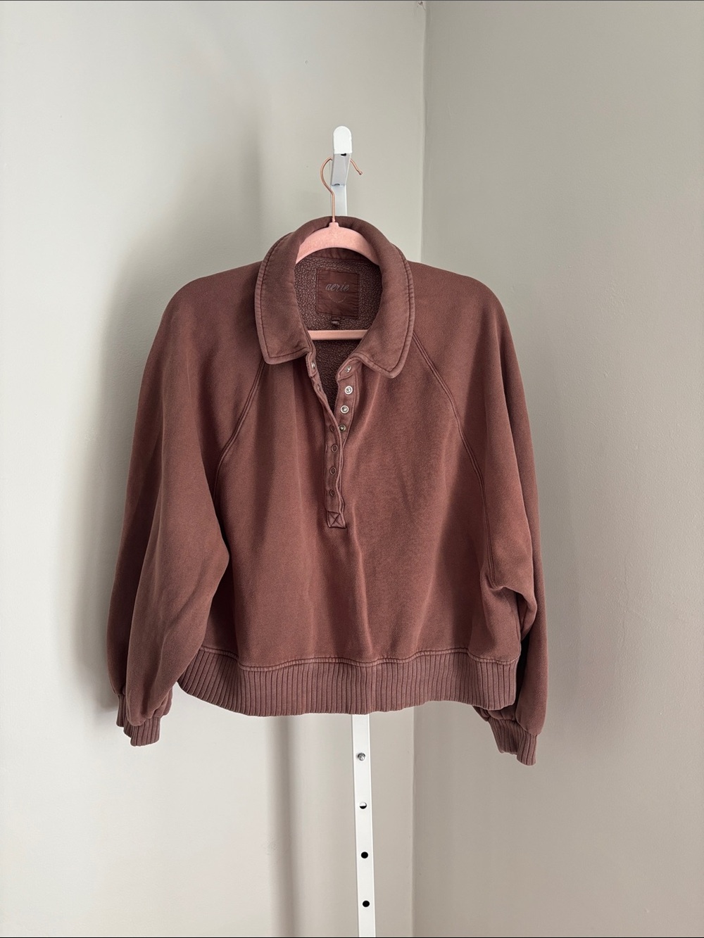 Aeri Quarter Snap Pullover Cropped Sweatshirt Size Large Mocha Brown Preppy Cozy - Picture 2 of 5